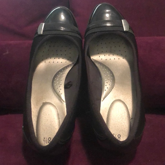 Black patent platform heels - Picture 4 of 4